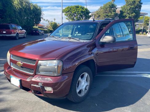 Used 2006 Chevrolet TrailBlazer LT image 1