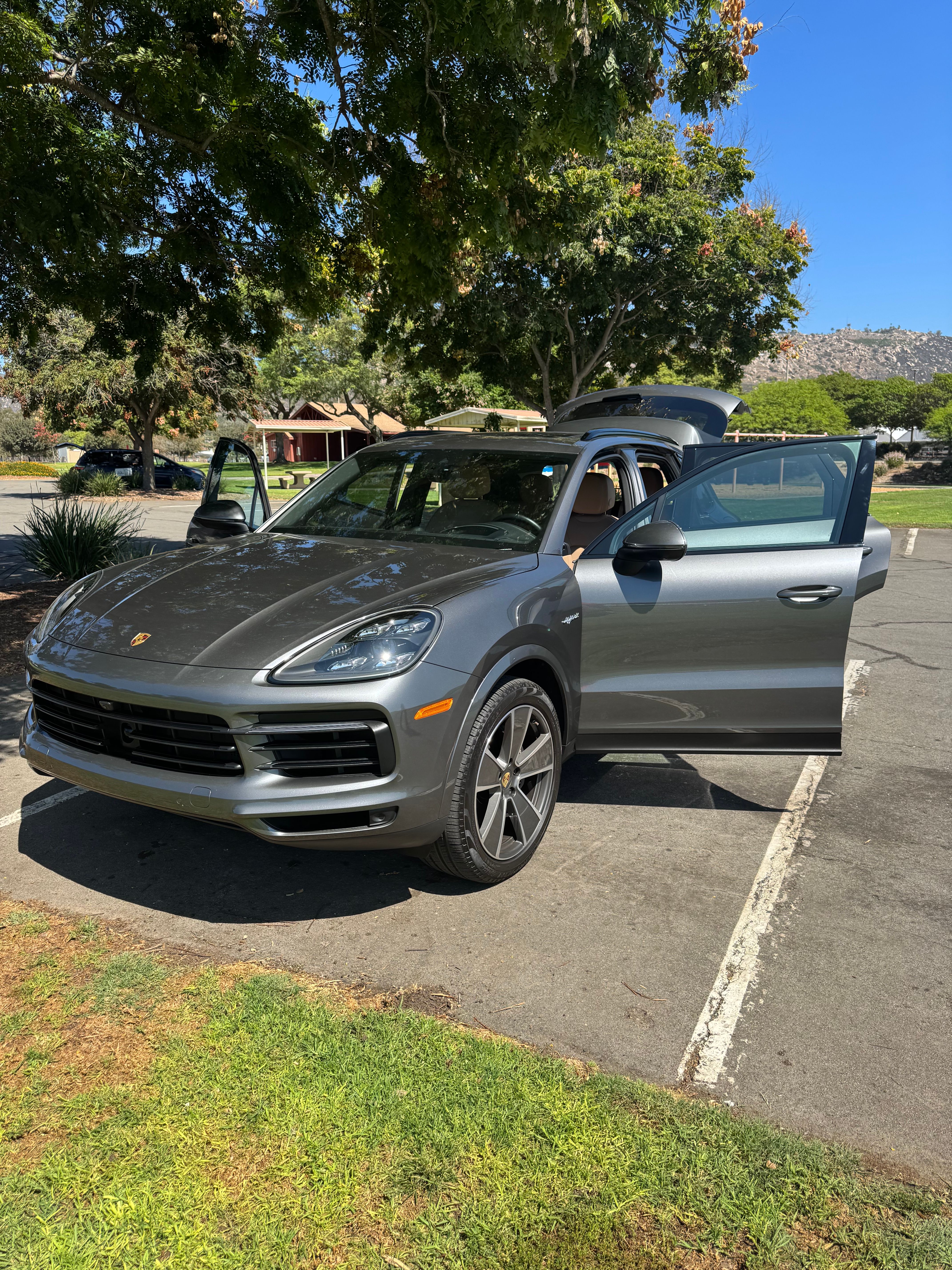 Used 2021 Porsche Cayenne E-Hybrid AWD/4WD image 6
