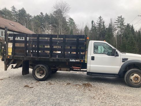 Used 2008 Ford F550 4x4 Regular Cab Super Duty image 6