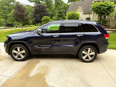 Used 2016 Jeep Grand Cherokee Limited AWD/4WD image 1