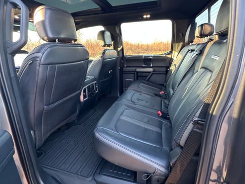 Used 2022 Ford F350 Platinum image 18