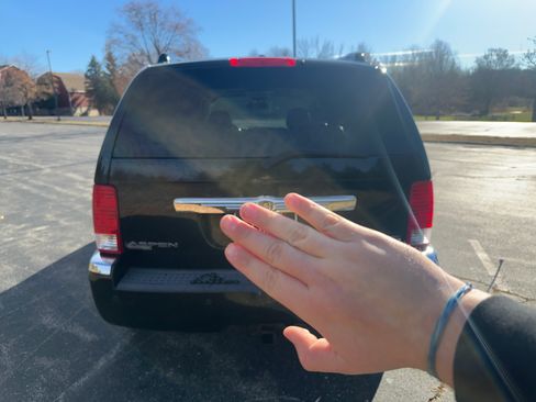 Used 2008 Chrysler Aspen Limited image 6