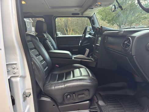 Used 2007 HUMMER H2 image 14