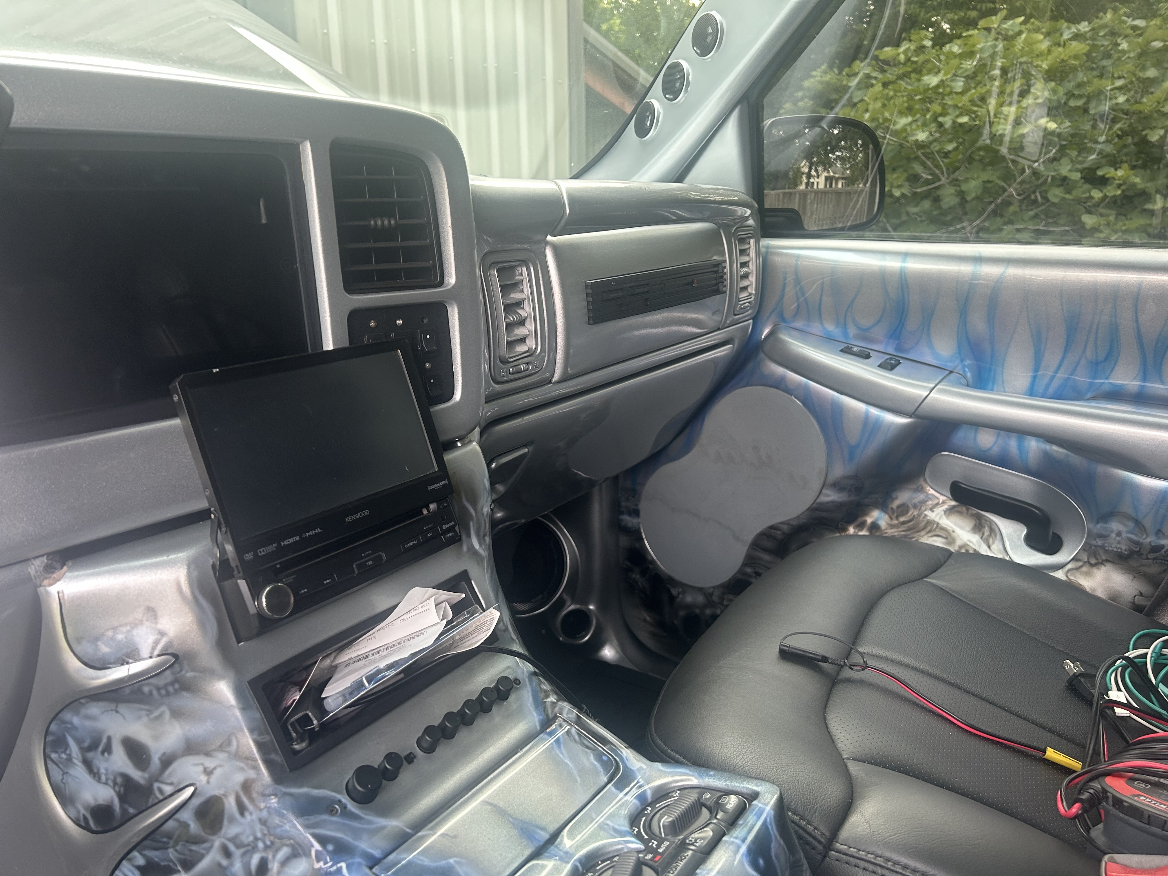 Used 2002 Chevrolet Silverado 2500 LT AWD/4WD image 8