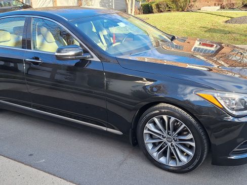 Used 2016 Hyundai Genesis 3.8 image 9