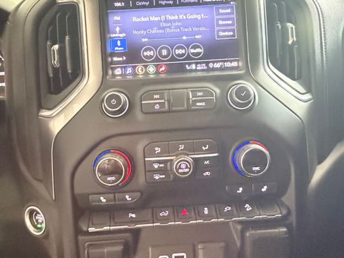 Used 2020 Chevrolet Silverado 2500 LT w/ All Star Edition image 16