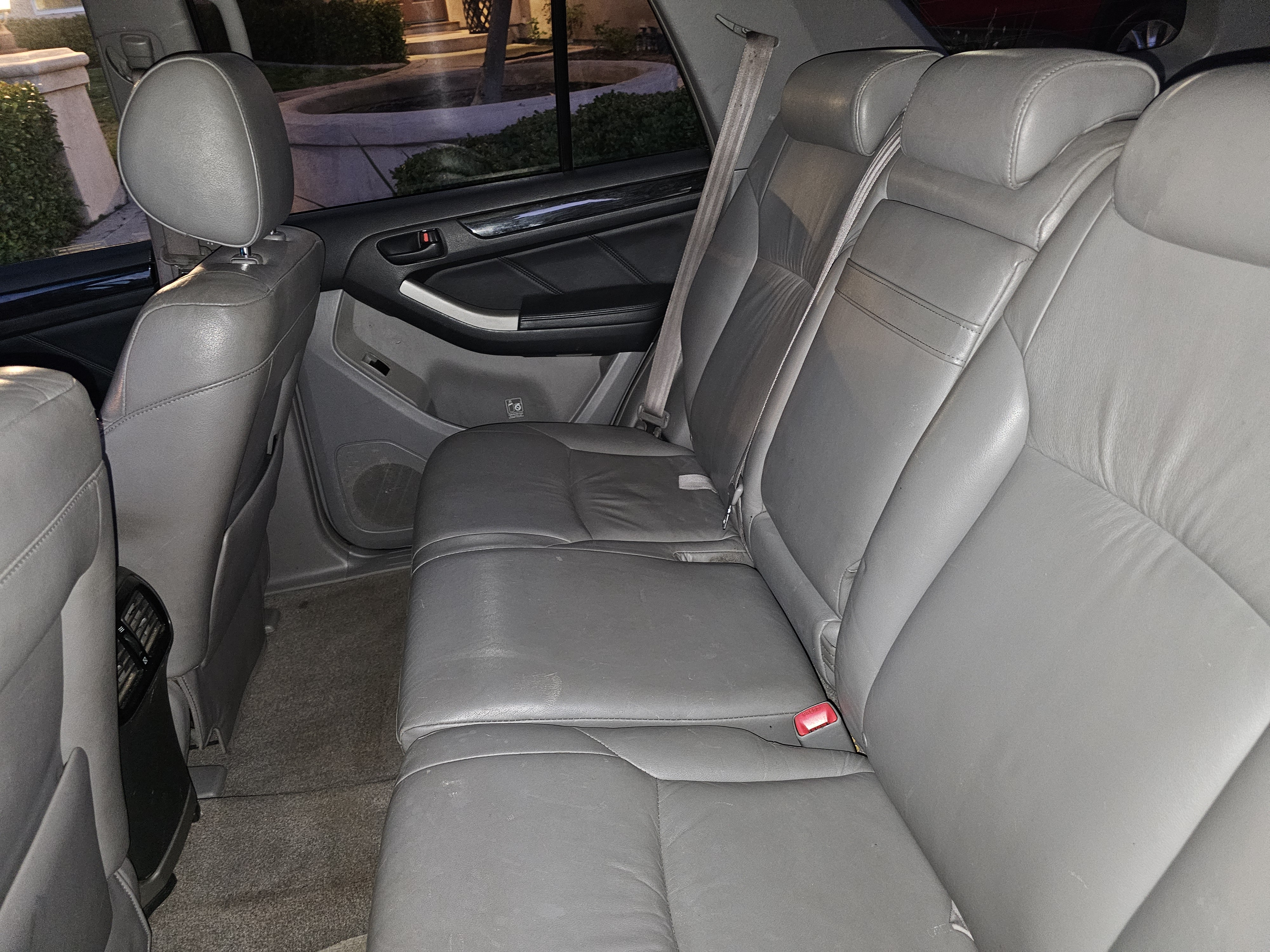 Used 2006 Toyota 4Runner Limited w/ Preferred Accessory Pkg AWD/4WD image 12