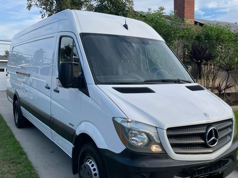 Used 2016 Mercedes-Benz Sprinter 3500 image 8