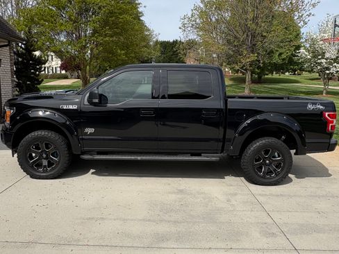 Used 2018 Ford F150 XLT w/ Equipment Group 302A Luxury AWD/4WD image 1