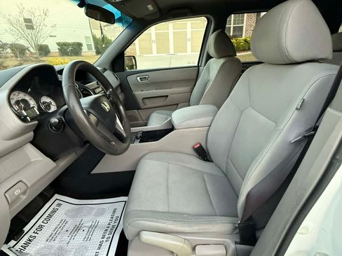Used 2011 Honda Pilot LX image 2