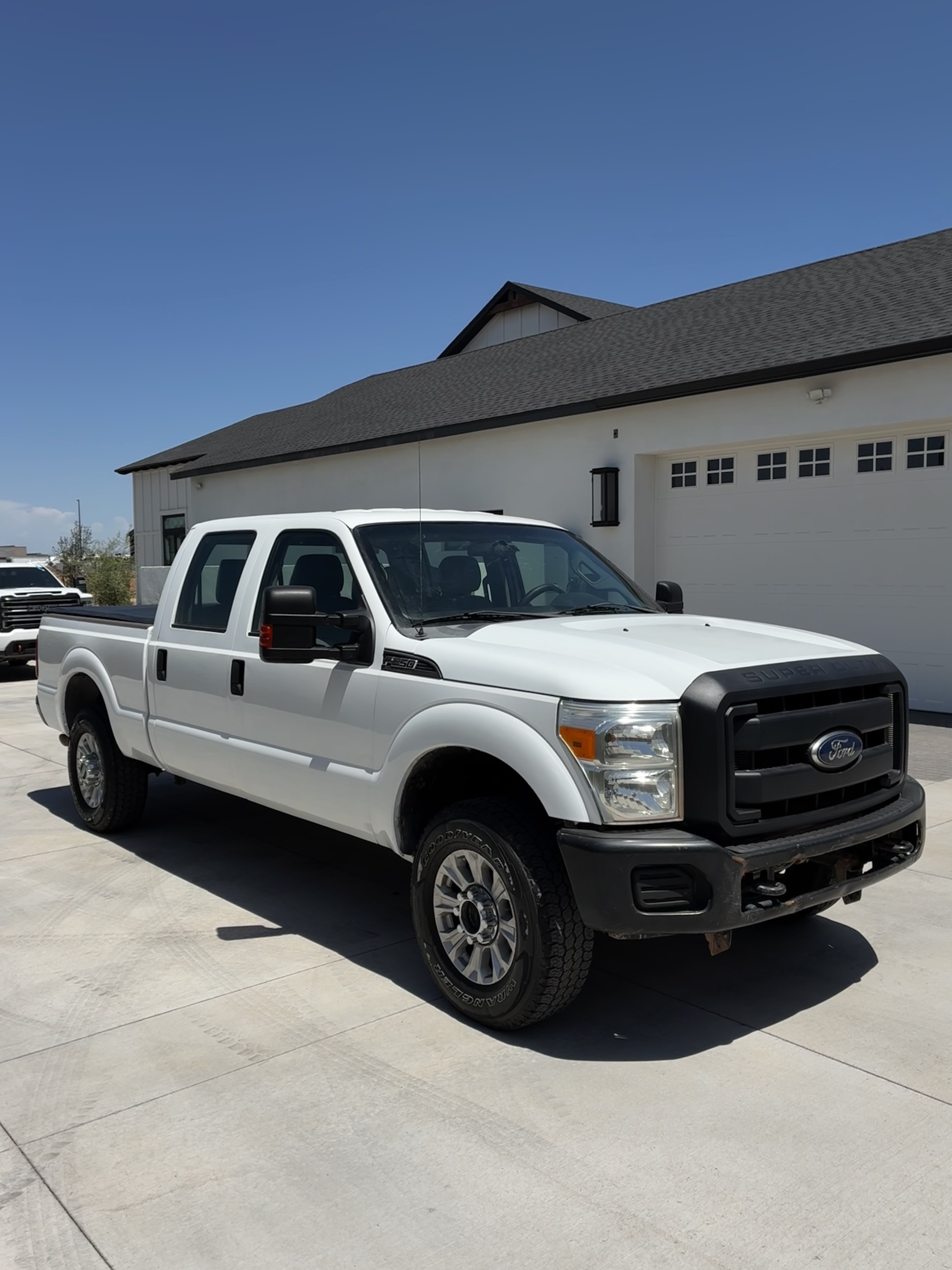 Used 2013 Ford F250 XL w/ PWR Equipment Group AWD/4WD image 1