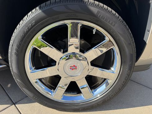 Used 2008 Cadillac Escalade EXT image 28