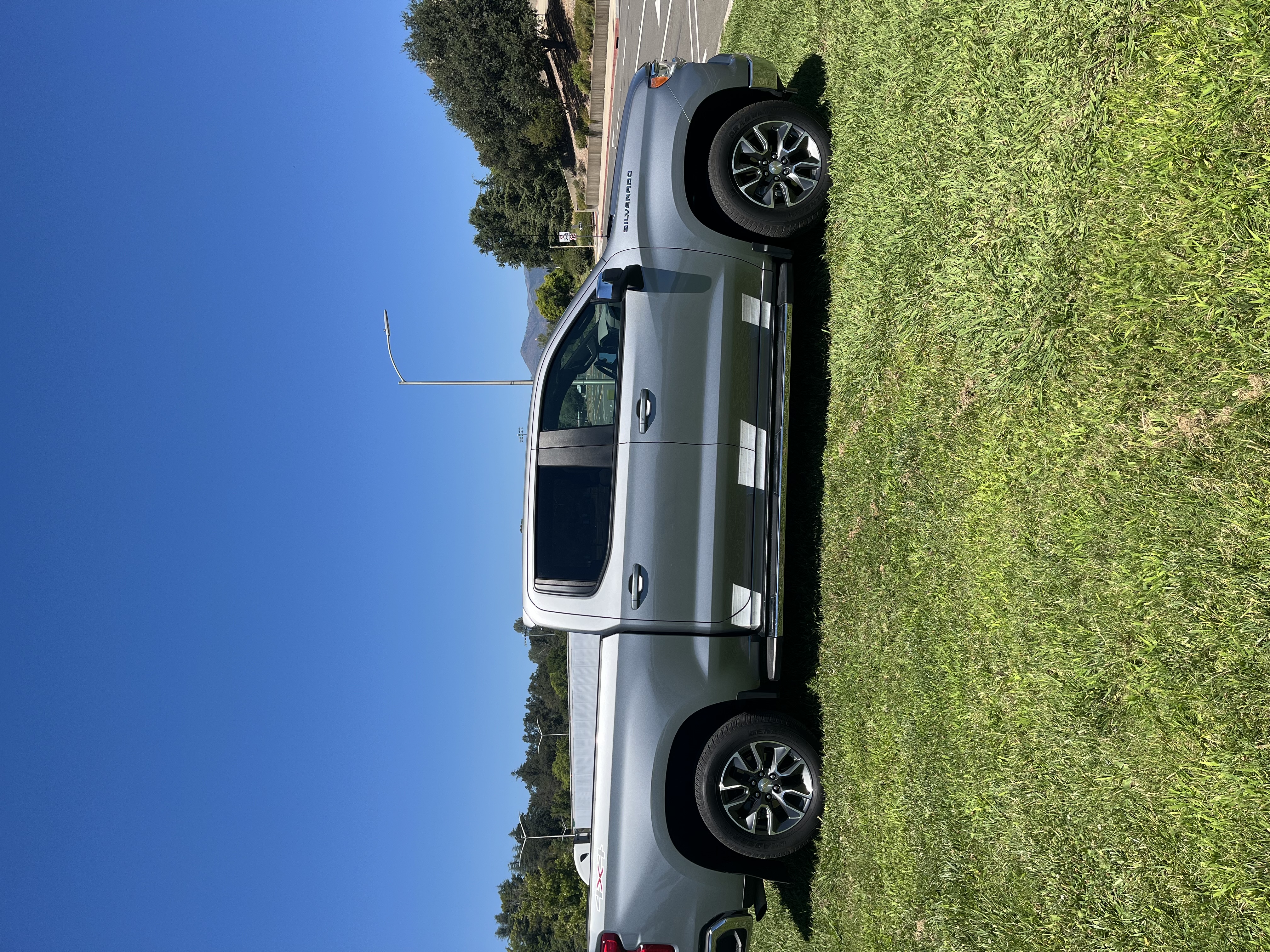 Used 2024 Chevrolet Silverado 1500 LT w/ Leather Package AWD/4WD image 8