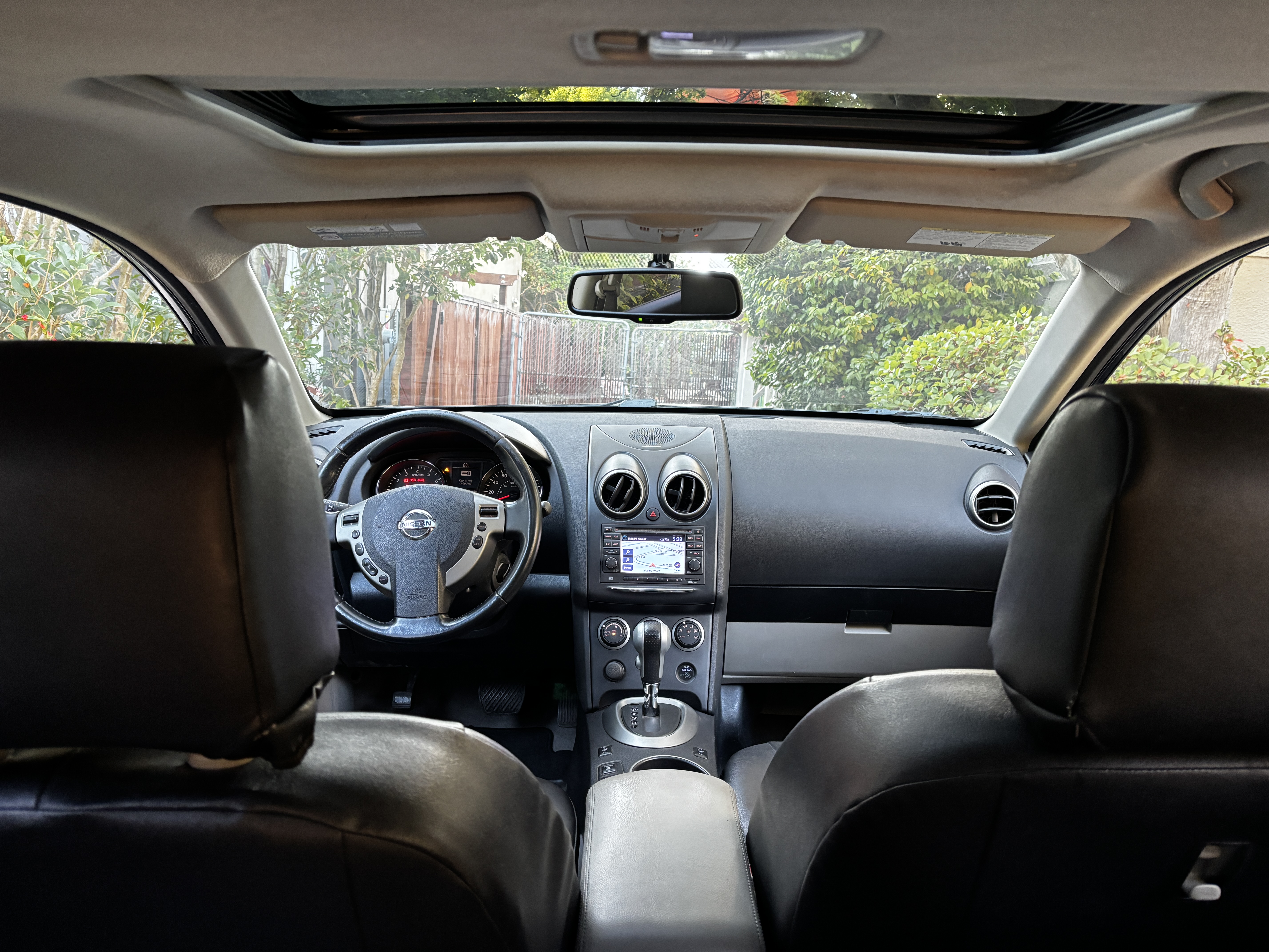 Used 2012 Nissan Rogue SL AWD/4WD image 14