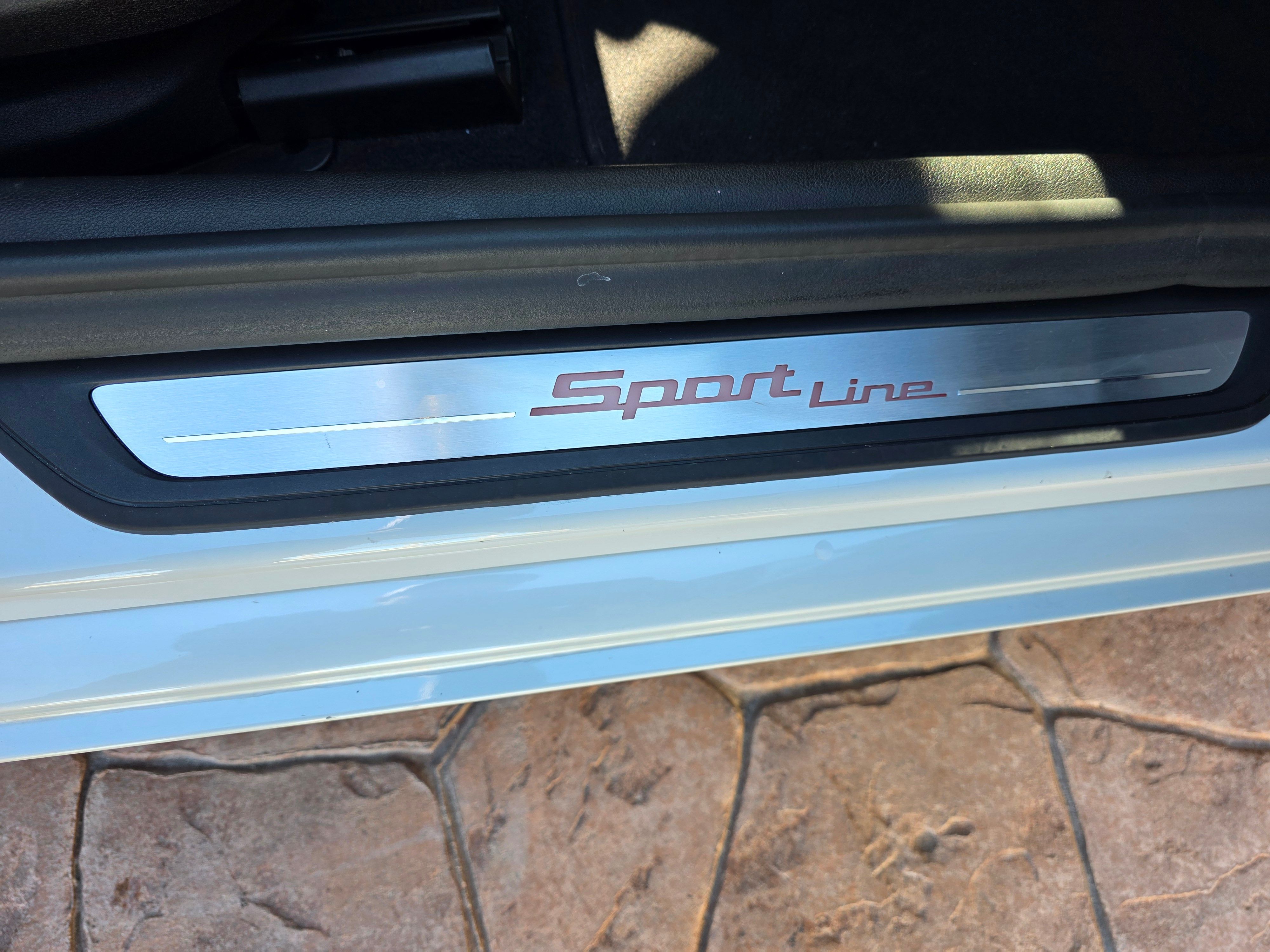 Used 2019 BMW 530i w/ Convenience Package RWD image 19