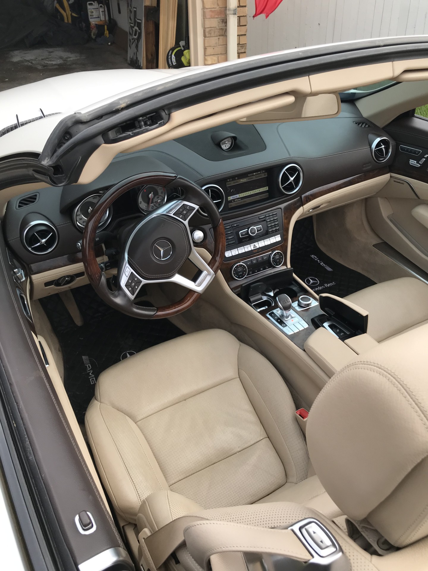 Used 2013 Mercedes-Benz SL 550 image 6
