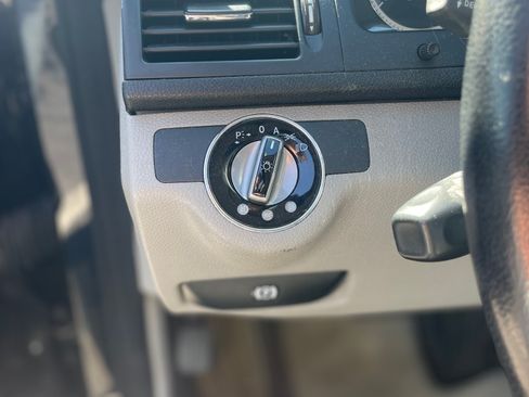 Used 2008 Mercedes-Benz C 300 C 300 4MATIC Luxury Sedan 4D image 14