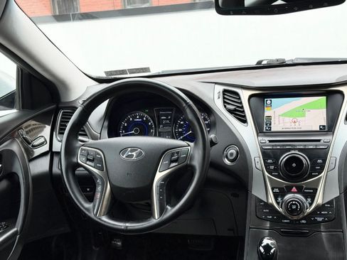 Used 2012 Hyundai Azera Sedan 4D image 15