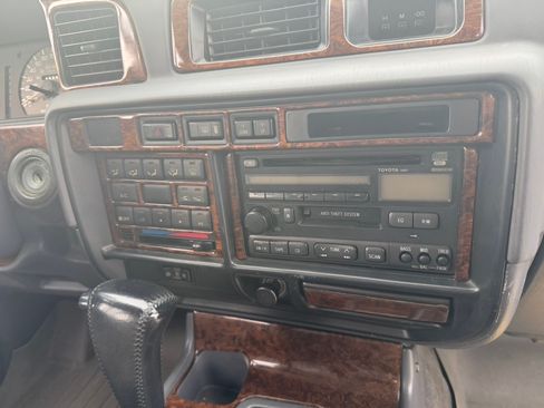 Used 1997 Toyota Land Cruiser image 16