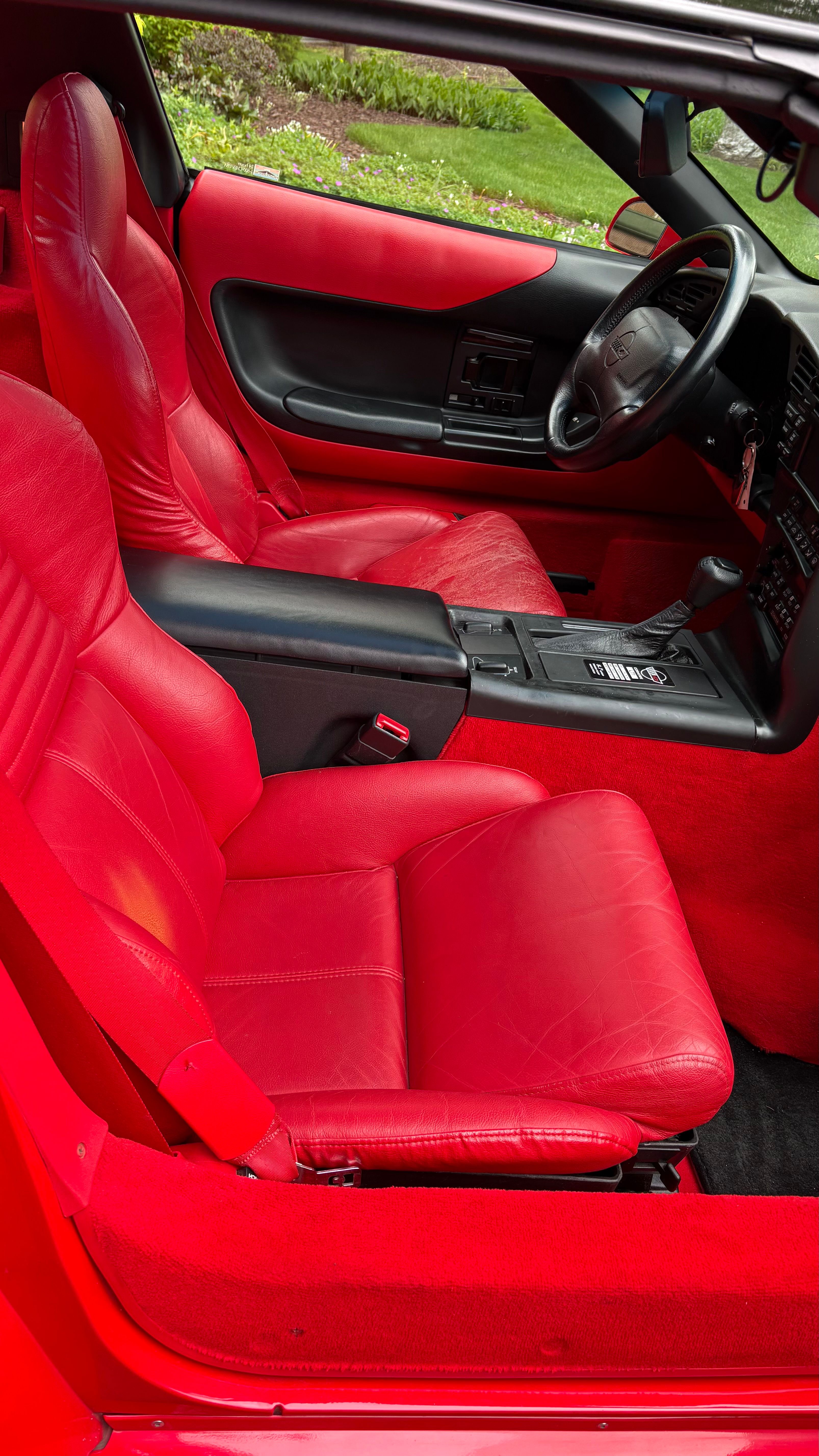Used 1996 Chevrolet Corvette Coupe RWD image 14