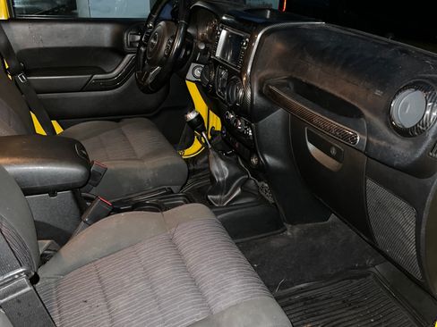 Used 2011 Jeep Wrangler Unlimited Sport image 18