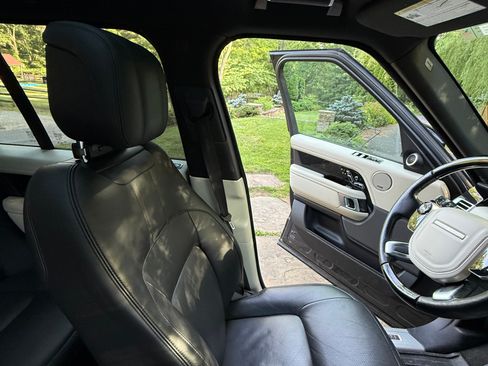 Used 2019 Land Rover Range Rover Supercharged AWD/4WD image 16