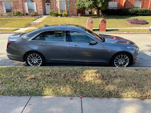 Used 2019 Cadillac CT6 Luxury w/ Driver Awareness Package image 5