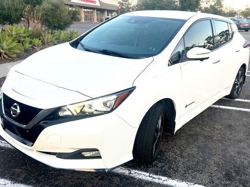 Used 2019 Nissan Leaf SL Plus image 1