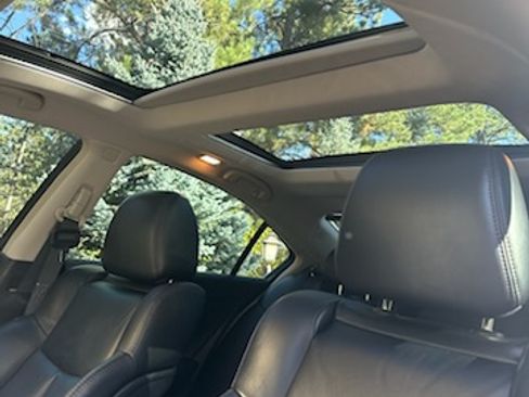 Used 2010 Nissan Maxima 3.5 SV w/ Premium Pkg image 12