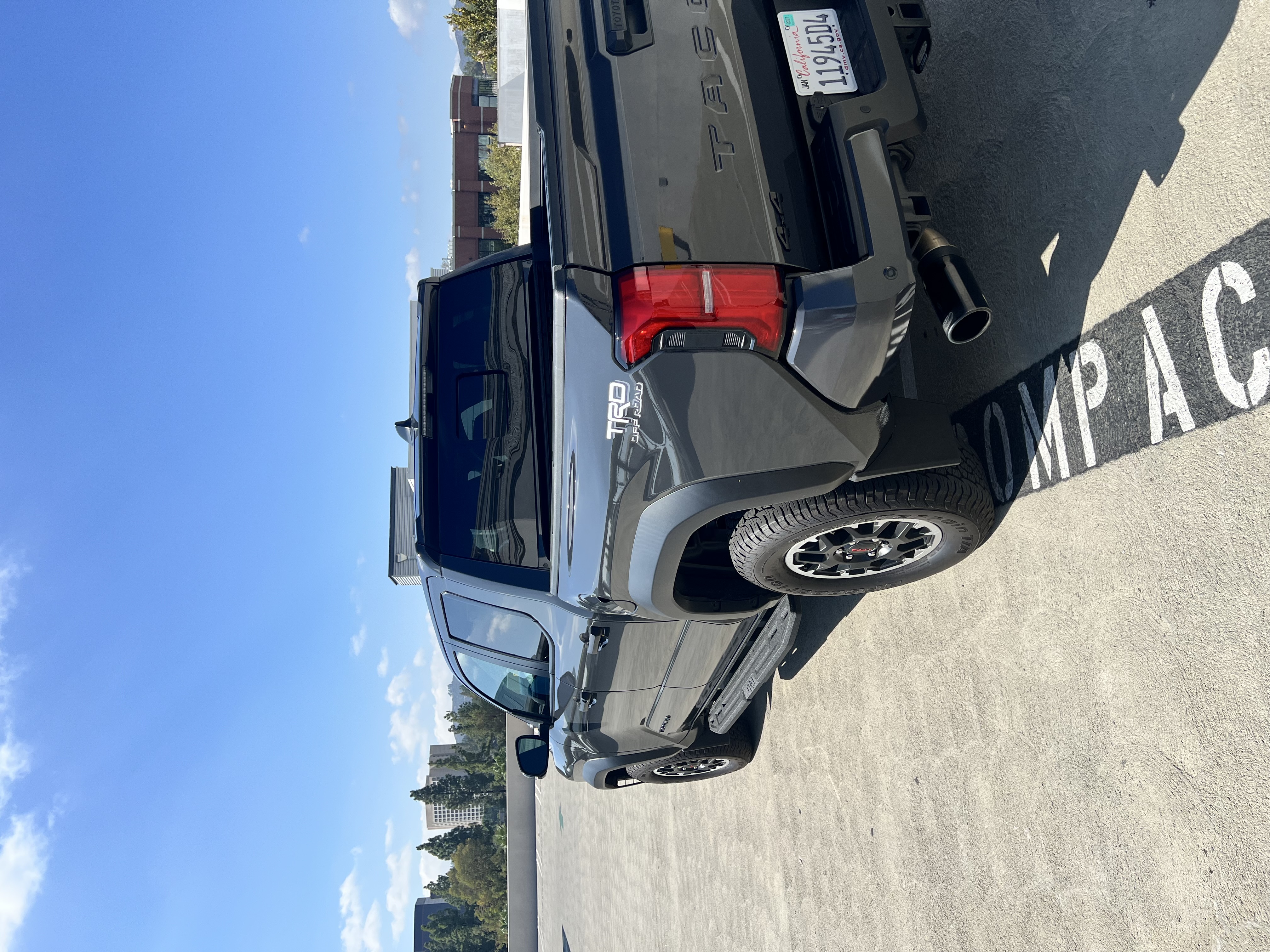 Used 2024 Toyota Tacoma TRD Off-Road w/ TRD Off Road Upgrade Package AWD/4WD image 2