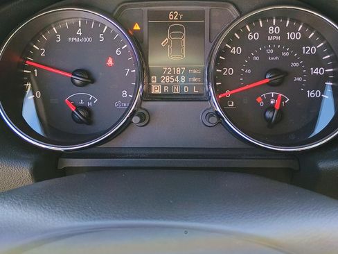 Used 2013 Nissan Rogue S image 11