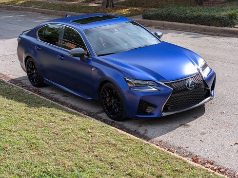 Used 2017 Lexus GS F image 1