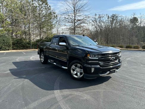 Used 2016 Chevrolet Silverado 1500 LTZ Z71 w/ LTZ Plus Package image 2
