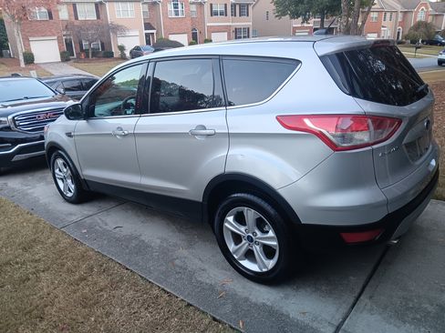 Used 2014 Ford Escape SE image 8