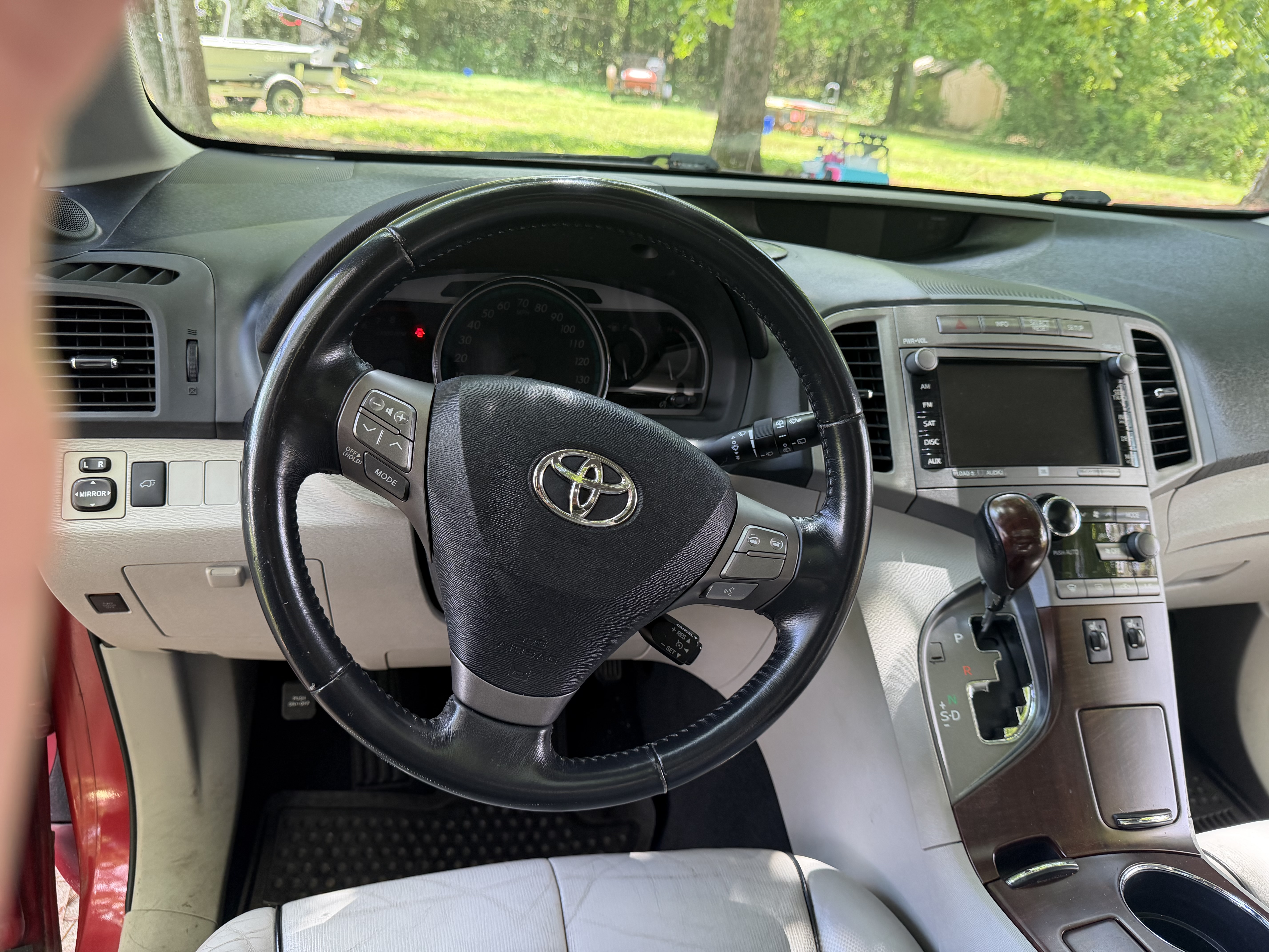 Used 2010 Toyota Venza FWD image 17