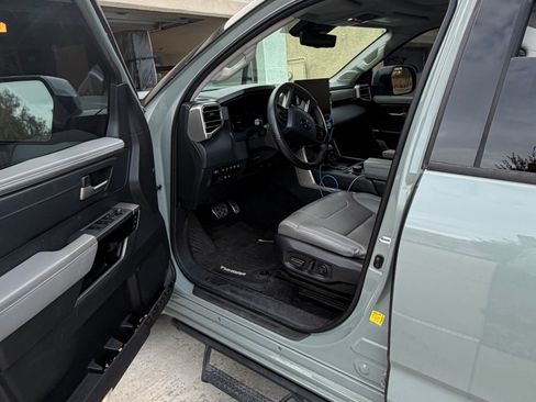 Used 2022 Toyota Tundra Limited image 10