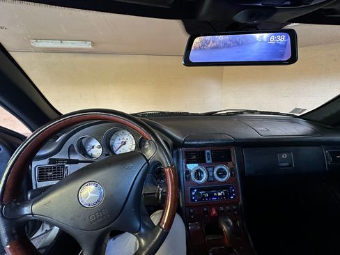 Used 2001 Mercedes-Benz SLK 320 image 12