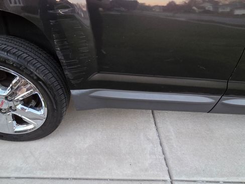 Used 2015 GMC Terrain SLT image 12