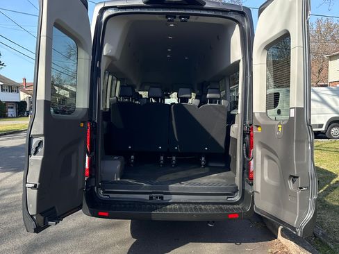 Used 2024 Ford Transit 350 XL image 8