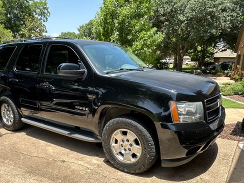 Used 2013 Chevrolet Tahoe LS RWD image 5