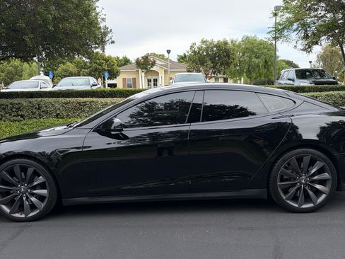 Used 2013 Tesla Model S Performance image 5