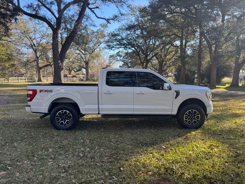 Used 2022 Ford F150 Lariat w/ Max Trailer Tow Package image 1