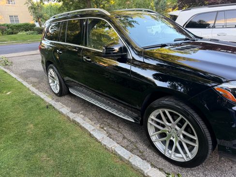 Used 2017 Mercedes-Benz GLS 450 4MATIC image 12