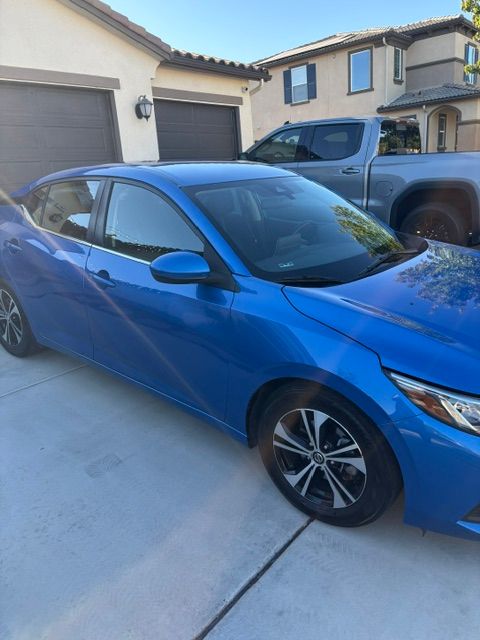 Used 2021 Nissan Sentra SV FWD image 2