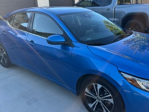 Used 2021 Nissan Sentra SV FWD image 2