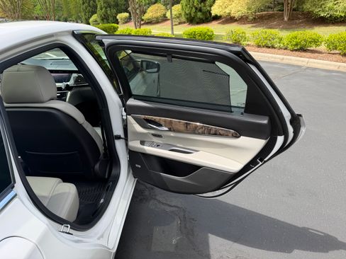 Used 2018 Cadillac CT6 Premium Luxury w/ Super Cruise Package image 10