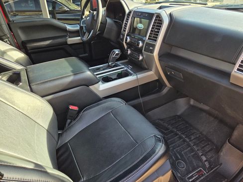 Used 2016 Ford F150 Lariat w/ Equipment Group 502A Luxury image 8