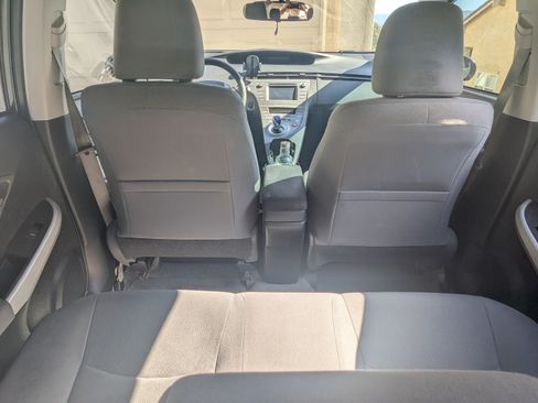 Used 2014 Toyota Prius Two image 20