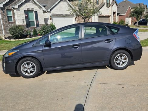 Used 2010 Toyota Prius Five image 6