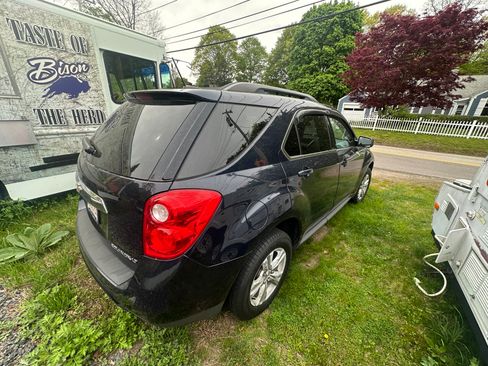 Used 2015 Chevrolet Equinox LT w/ Driver Convenience Package AWD/4WD image 2